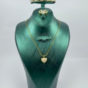 Golden Heart Set – طقم القلب الذهبي ✨💛