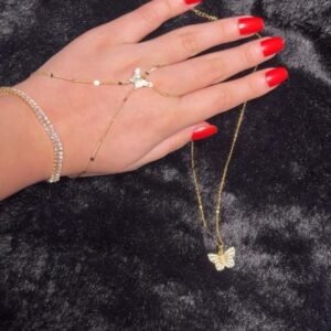 Butterfly Glow Set – طقم الفراشة اللامعة 🦋