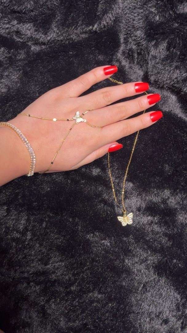 Butterfly Glow Set – طقم الفراشة اللامعة 🦋