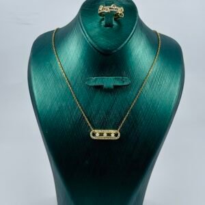 Crystal Line Set – طقم الخط المرصّع ✨