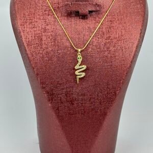 Serpent Glow Necklace – سلسلة الأفعى الأنيقة 🐍✨4